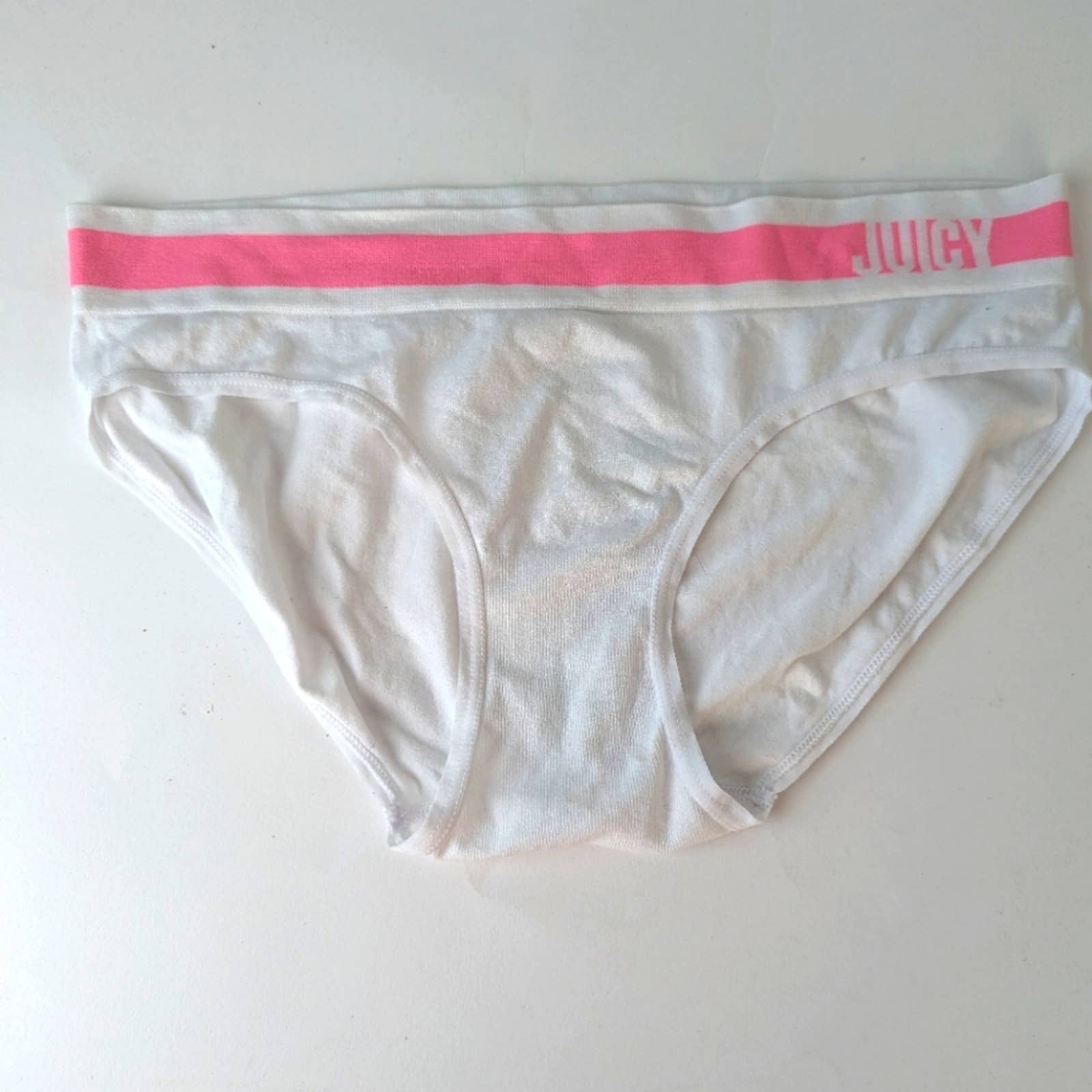 Juicy Couture M Thong VS very sexy - Women's Clothing & Shoes