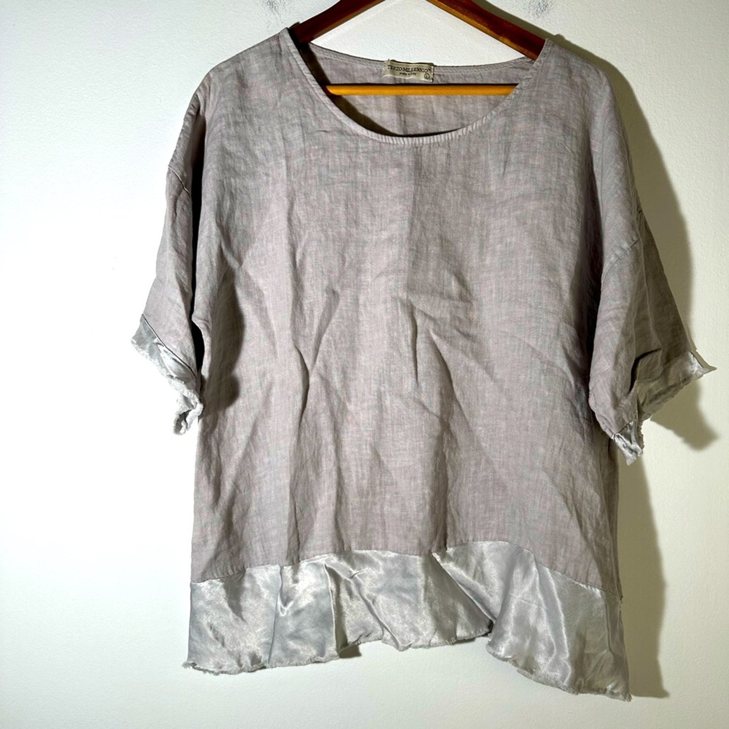 Terzo Millennio Linen Oversized Top