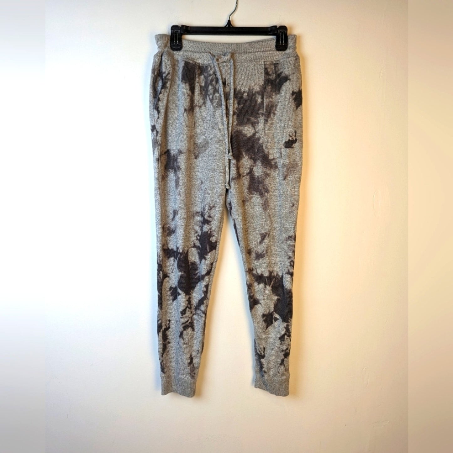 Time and Tru Cozy Joggers - Medium