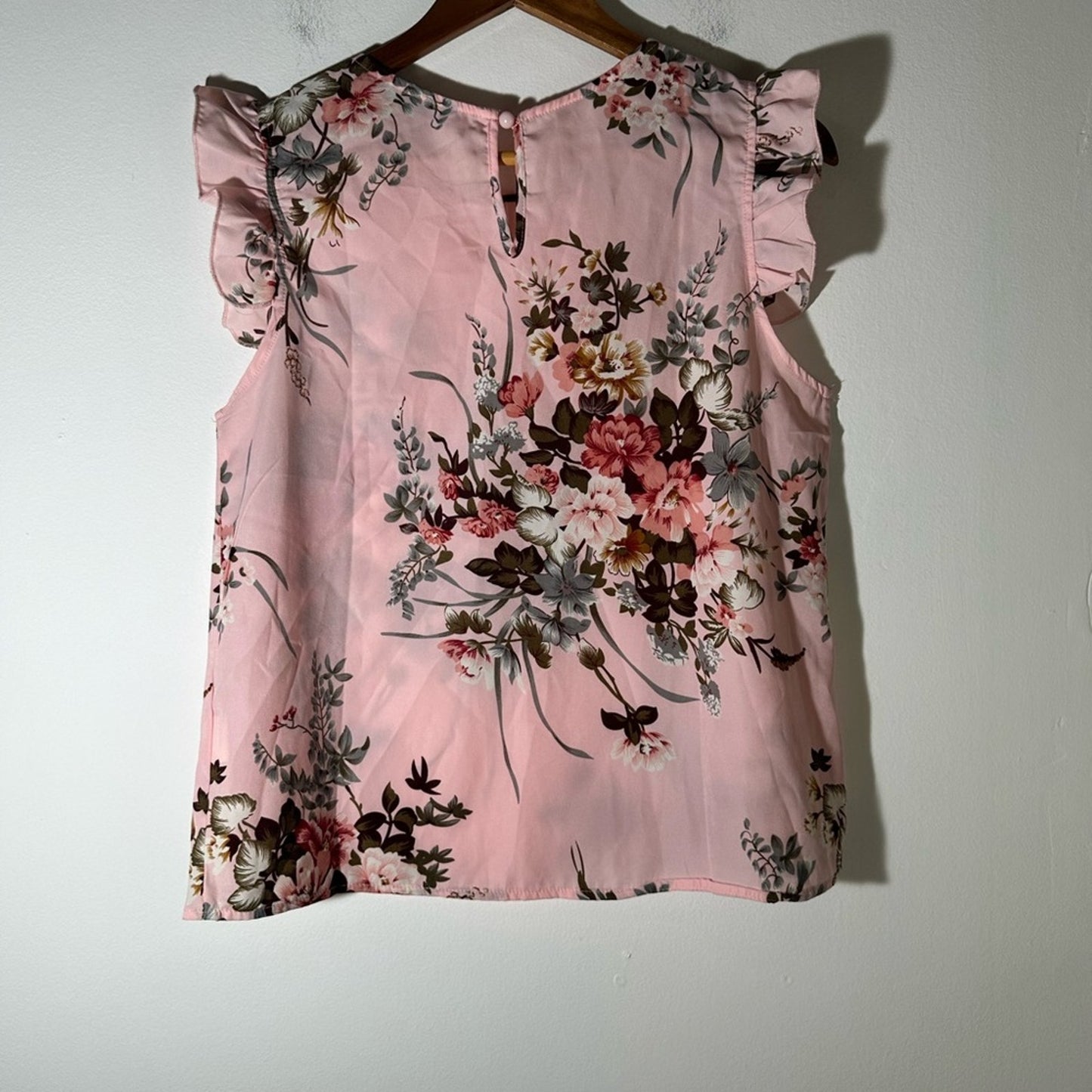 SHEIN Floral Ruffled Sleeve Top