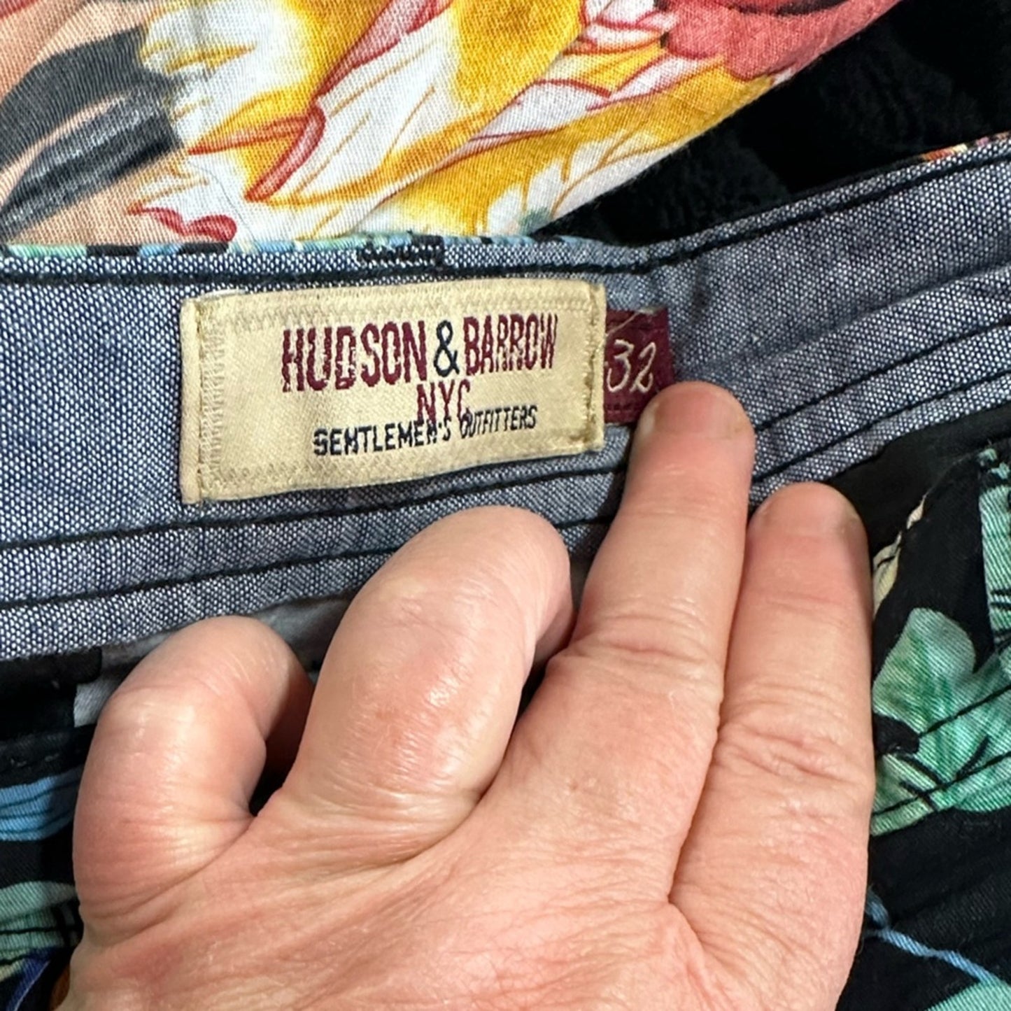 Hudson & Barrow Tropical Shorts