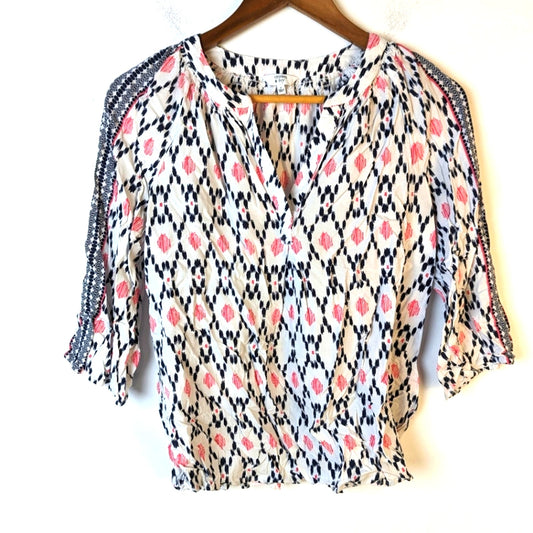 Crown & Ivy Boho Shirt / Small