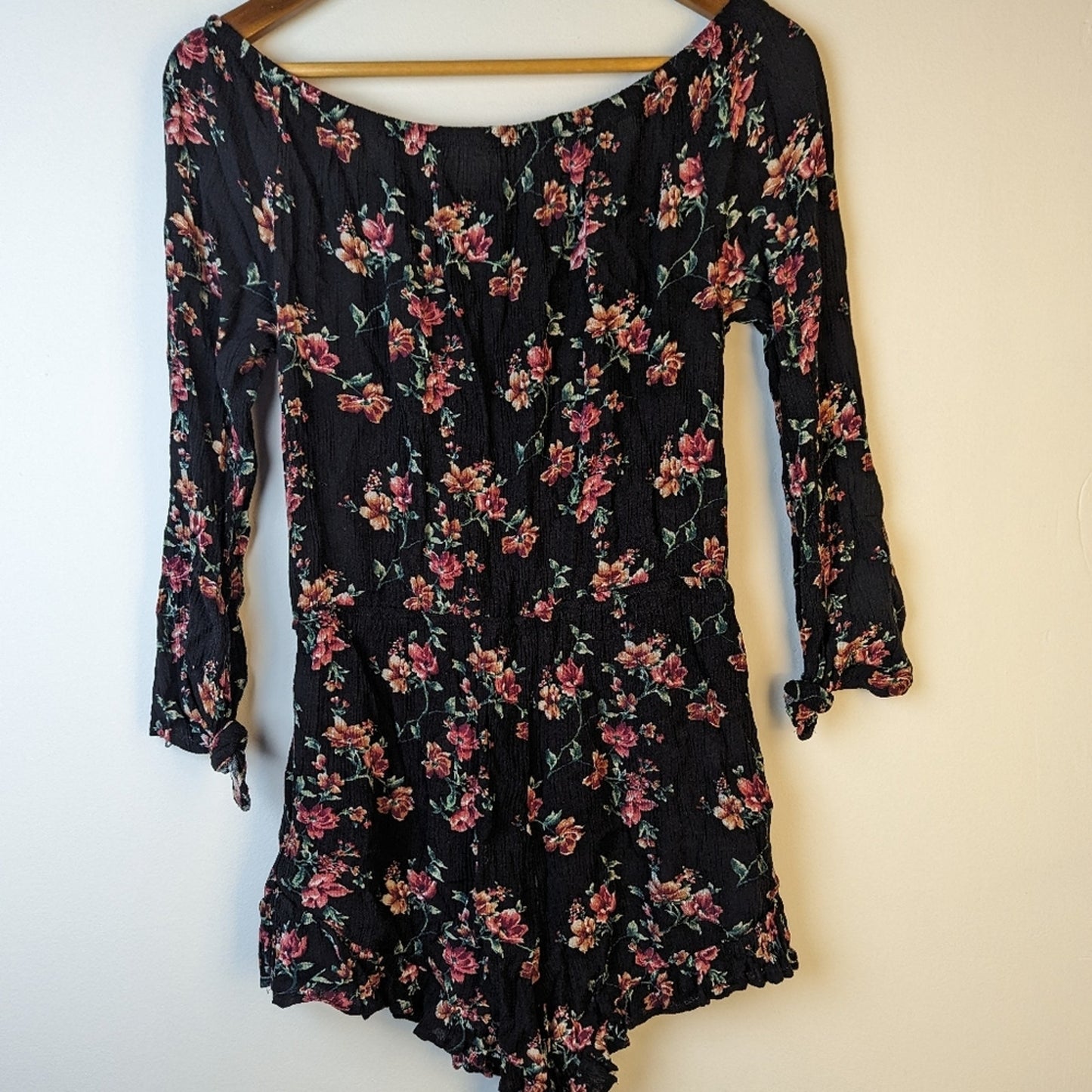 Urban Outfitters Floral Romper - Medium