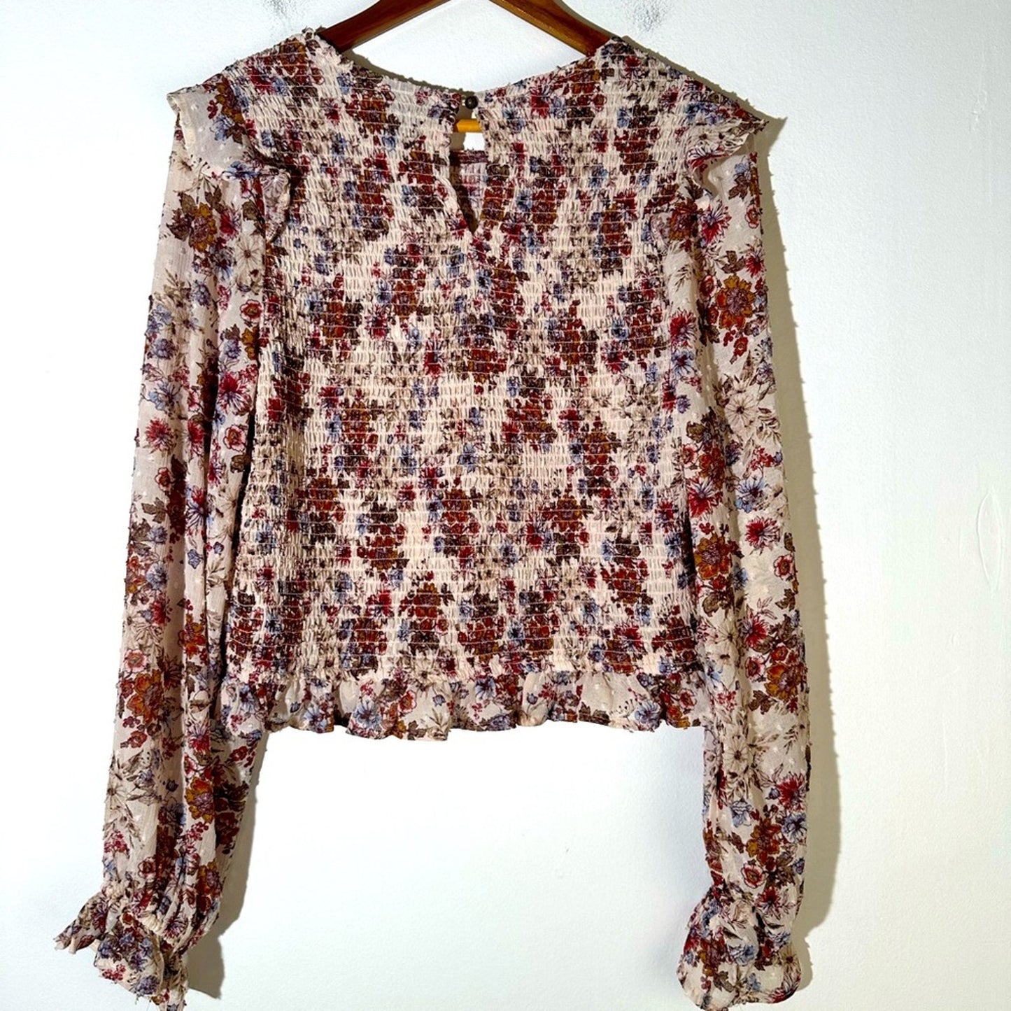 NWT Oak & Trellis Floral Fall Top