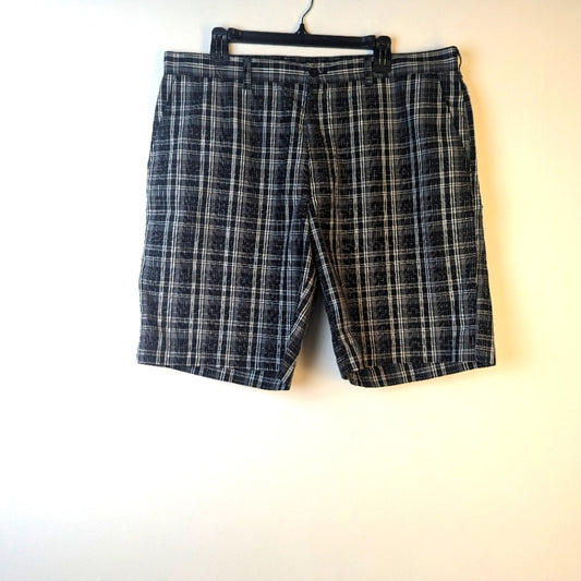 Plaid Men's Shorts - 38