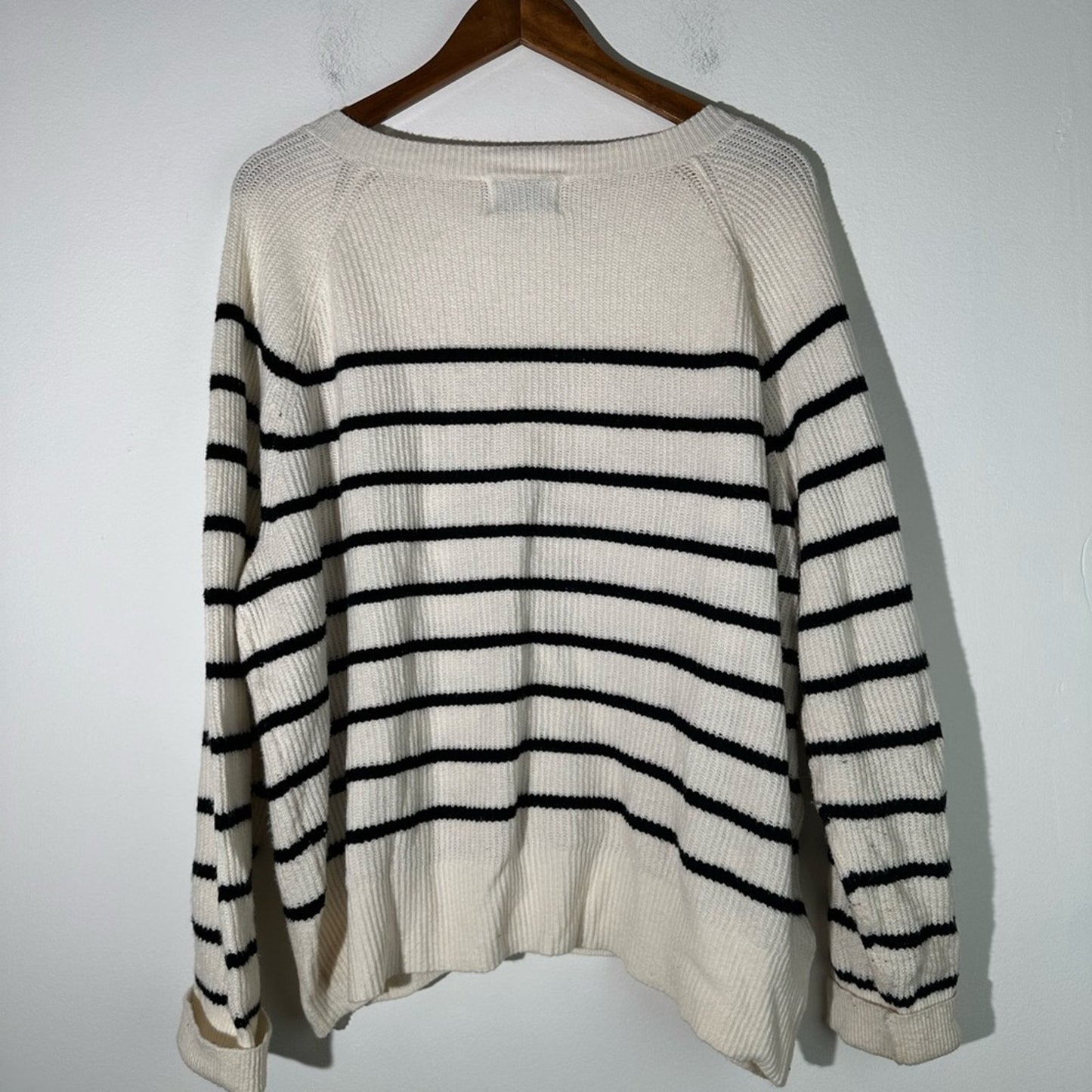 Old Navy V Neck Sweater