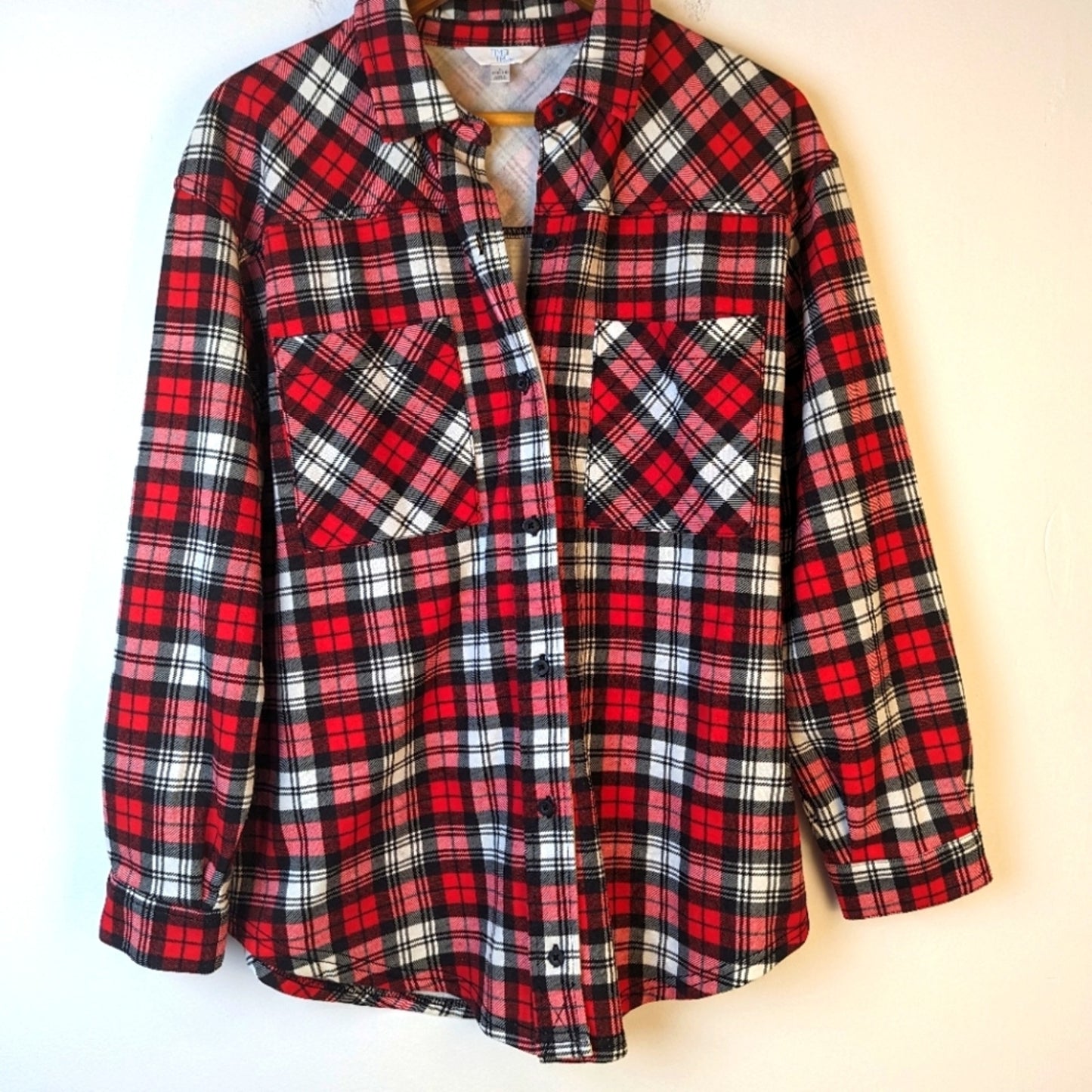 NWT Plaid Stretch Button Front Shirt Large