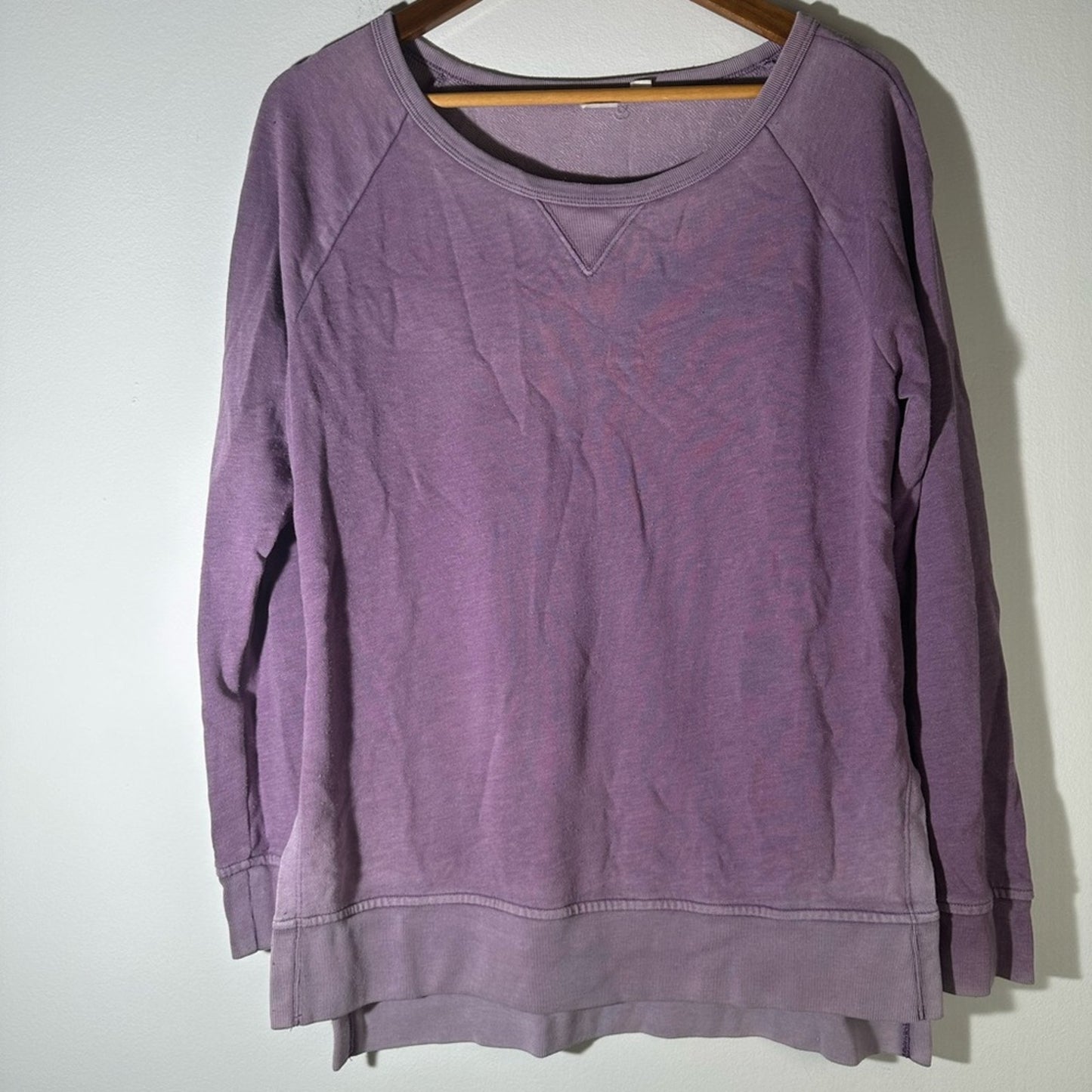 Gap Specially Dyed Crewneck Sseatshirt