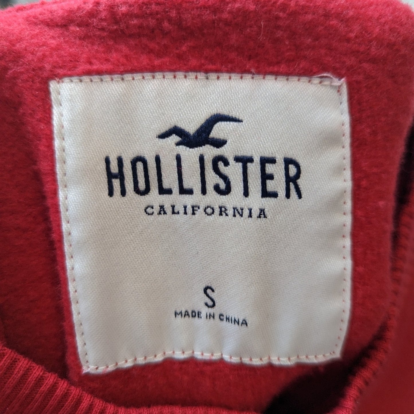 Hollister Cropped Sweater S