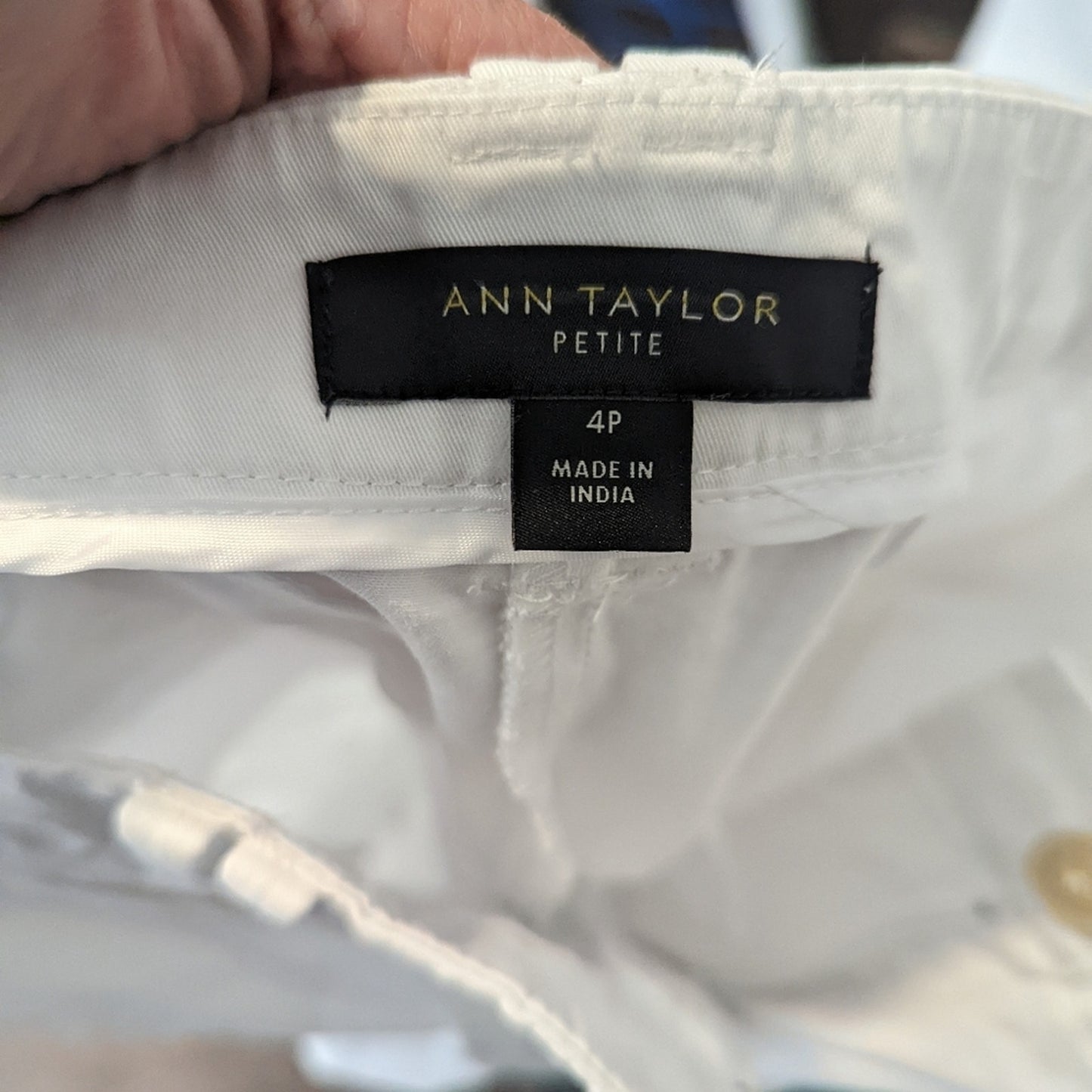 Ann Taylor Petite White Capris