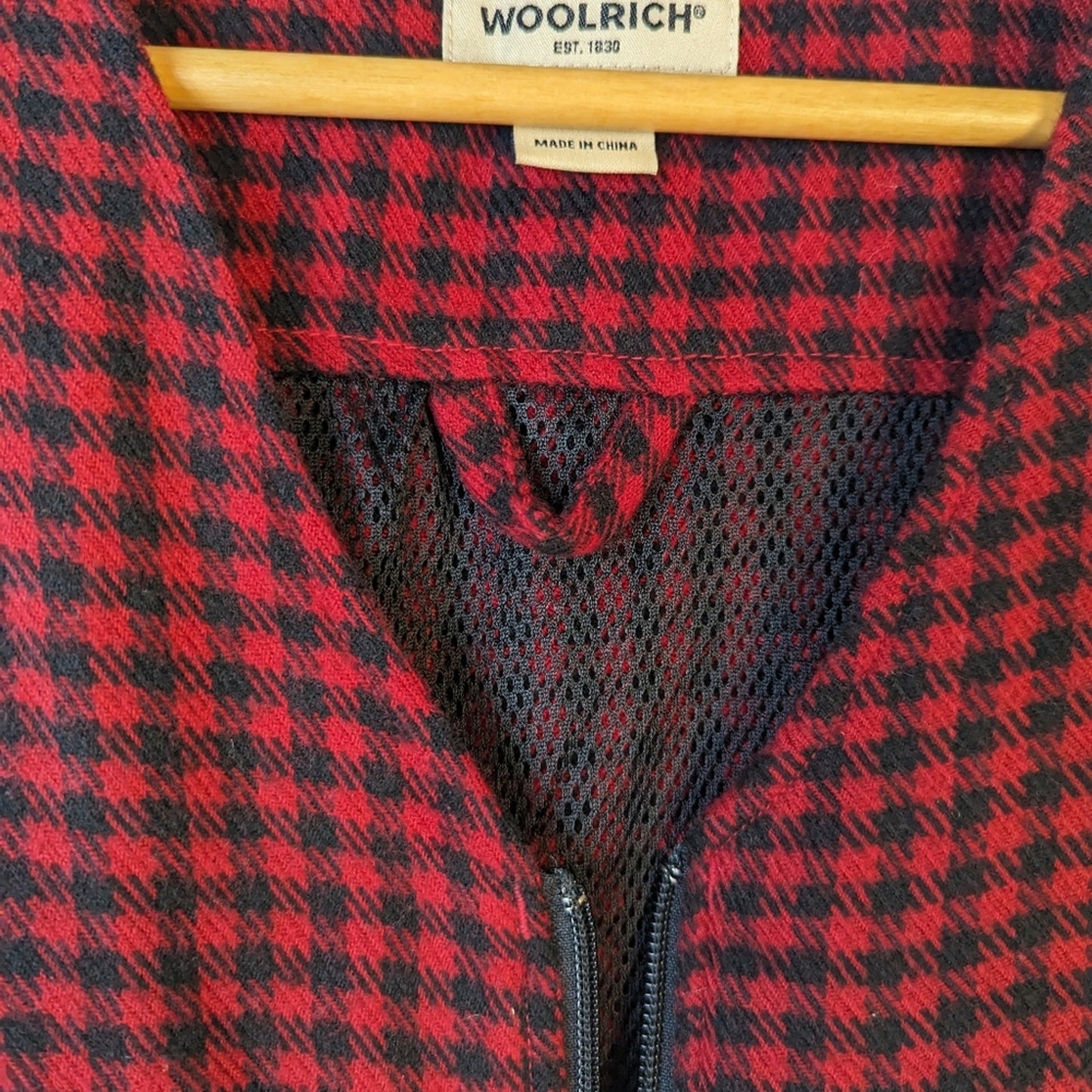 Vintage Woolrich Women's Ruby Plaid Houndstooth Hunting Fishing Vest