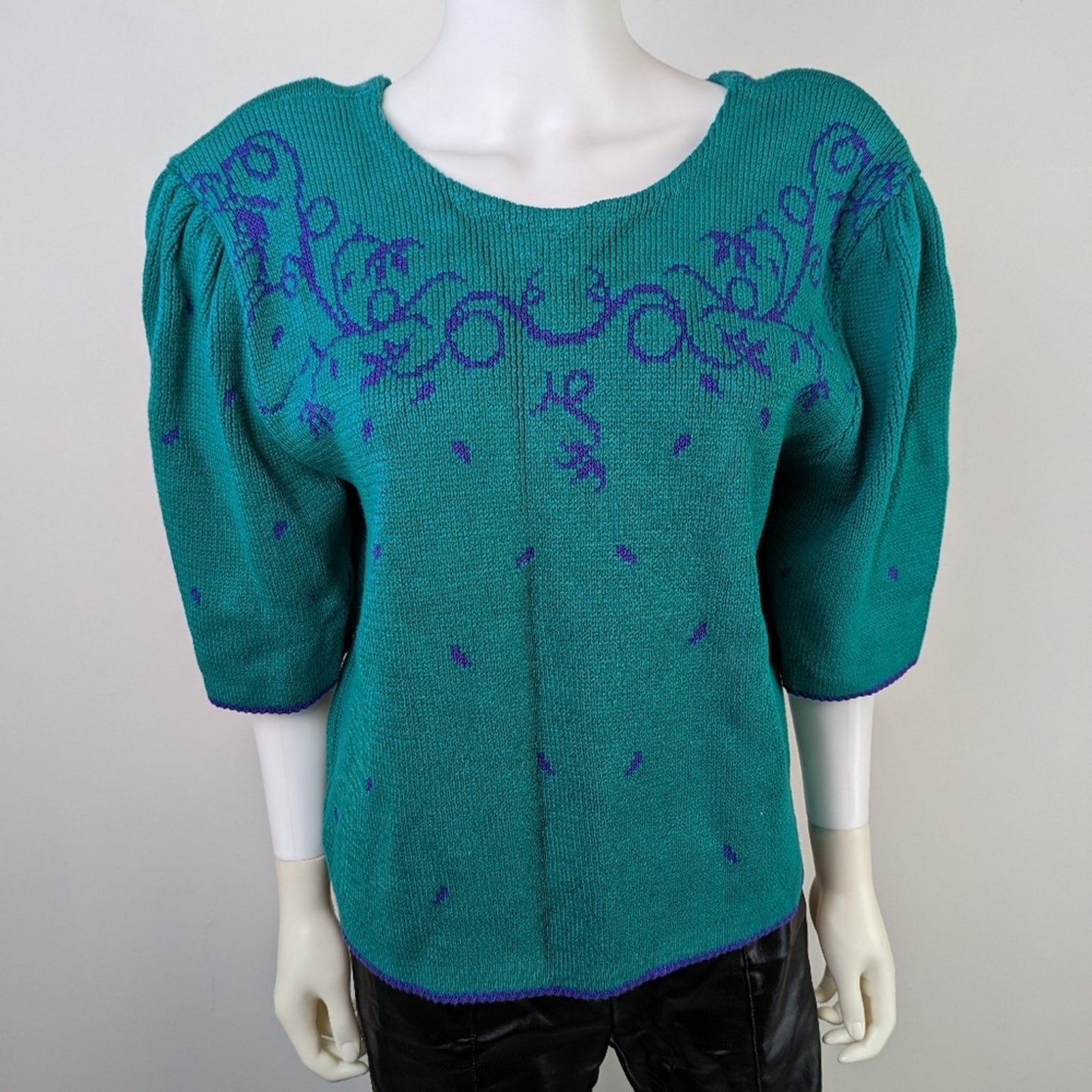 Vintage  80's  Sweetbriar Knit Embroidered Sweater L