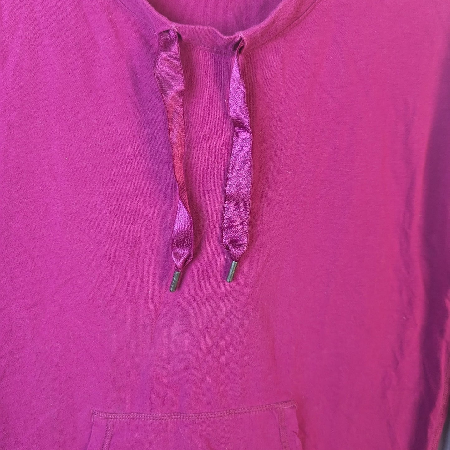 Champion Hooded Fushia Shirt / Medium