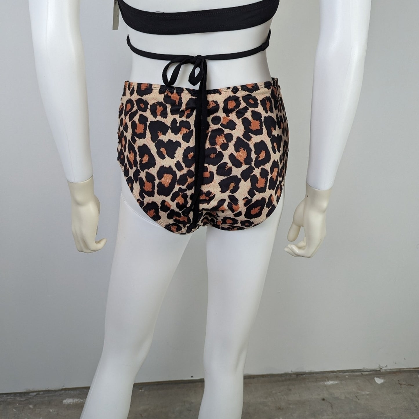 Leopard Print High Waisted Swim Bottoms M