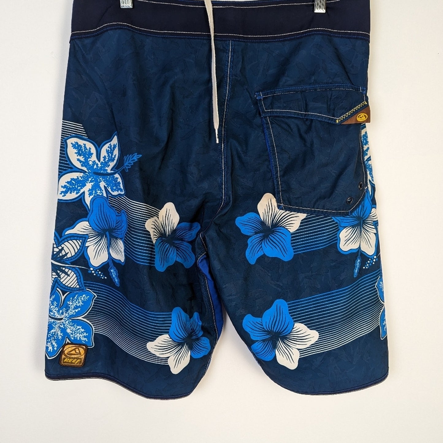 Reef Men's Board Shorts - S