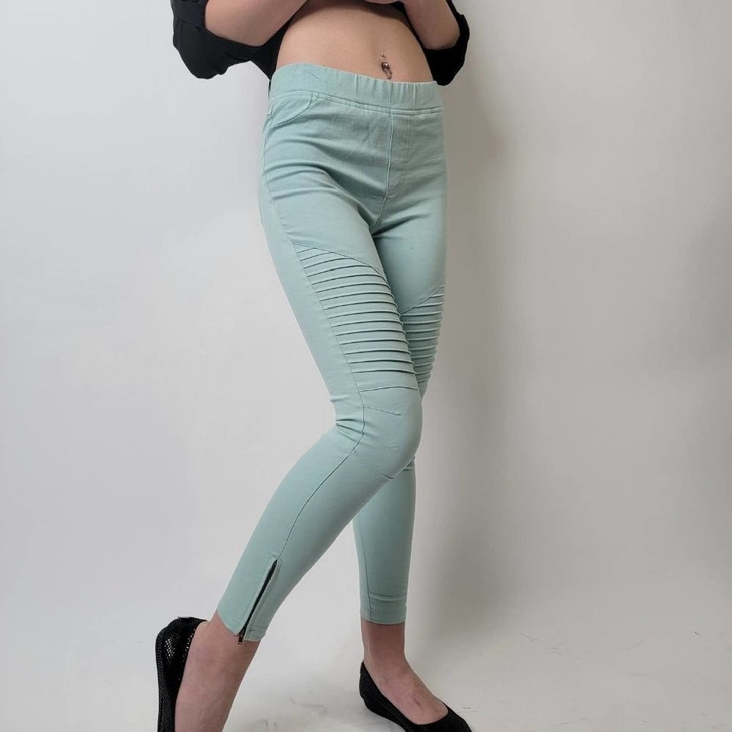 Umgee Womens Distressed Mint Leggings