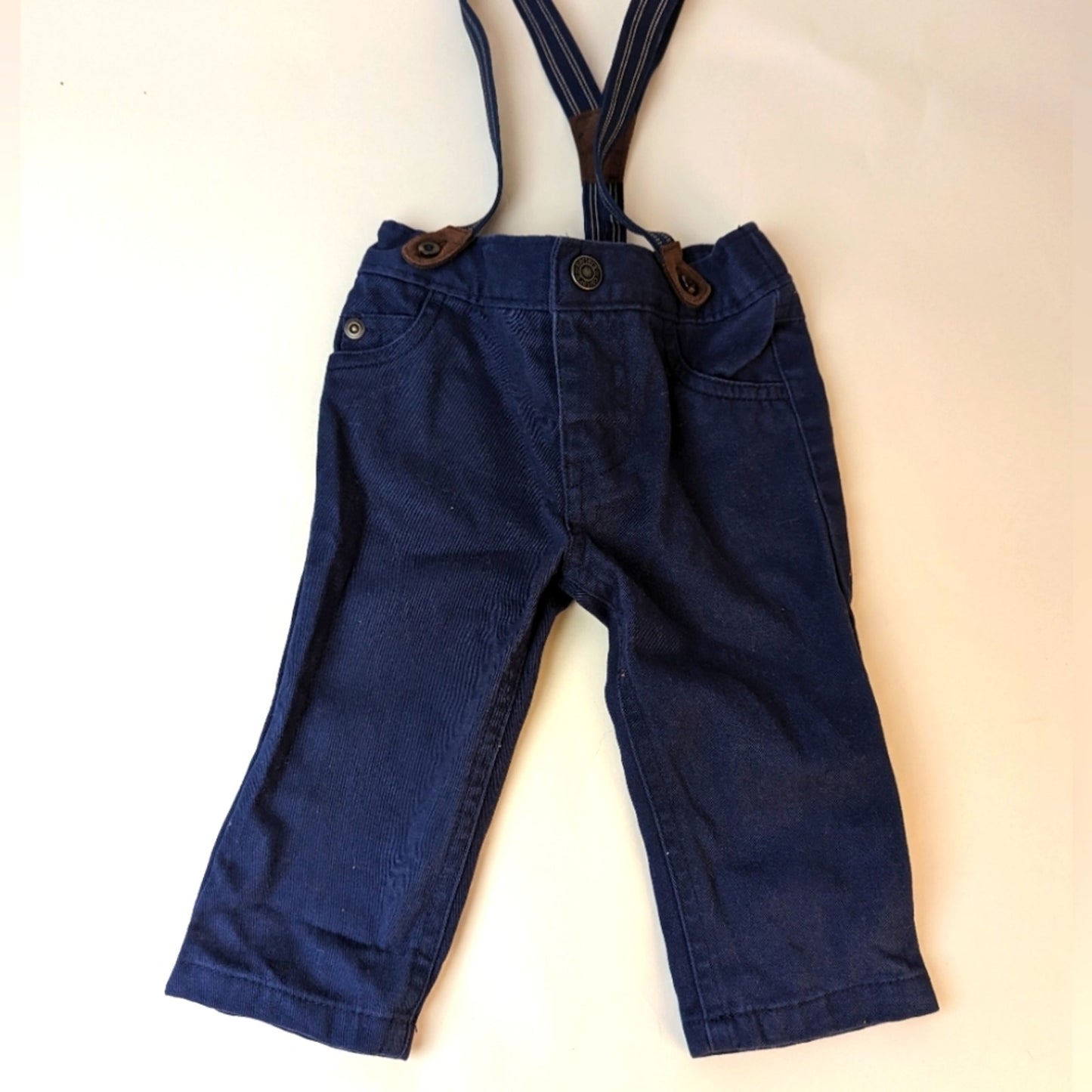 Baby Boy Carter's Pants and Suspenders Set / 6 mths.