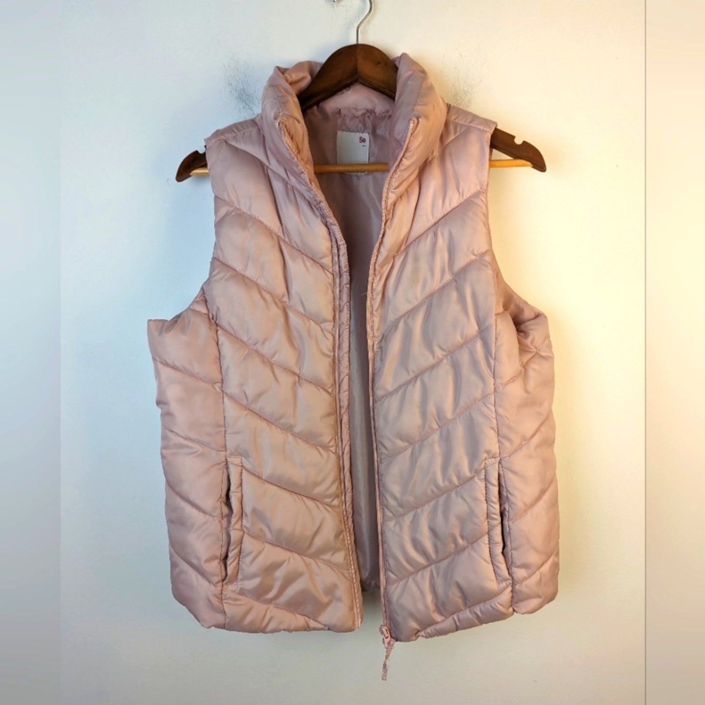 So Pink Puffer Vest / Large