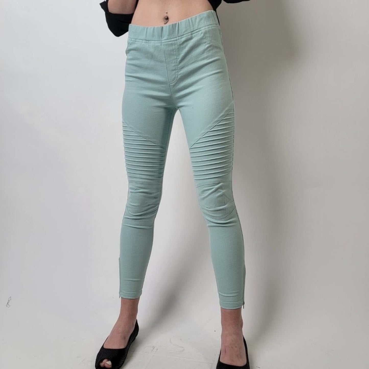 Umgee Womens Distressed Mint Leggings