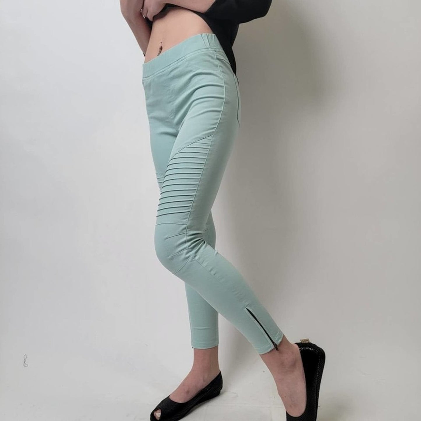 Umgee Womens Distressed Mint Leggings