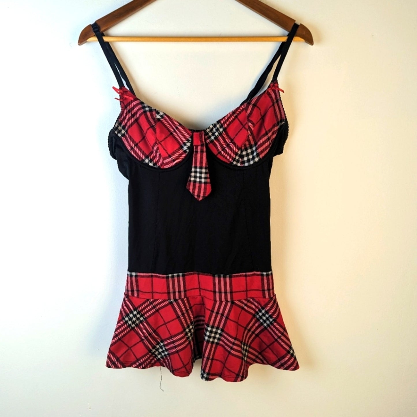 Red Black Tartan Top / Large