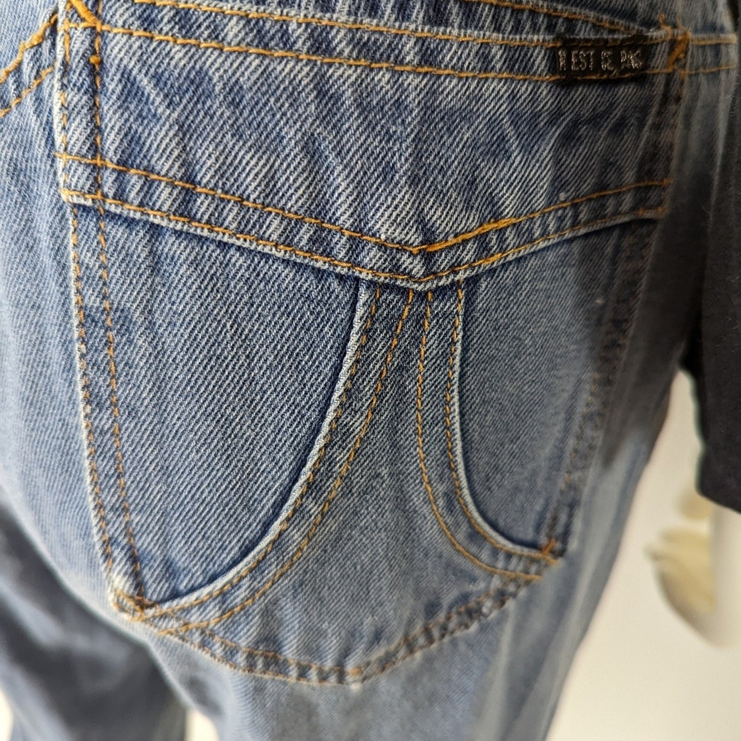 N'EST CE PAS? Vintage 70 Flared Jeans 28