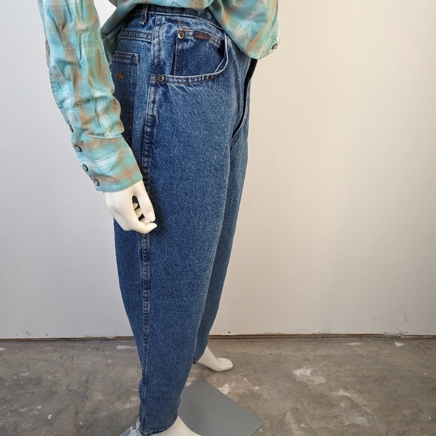 Vintage 80's Chic High Rise Jeans - 18