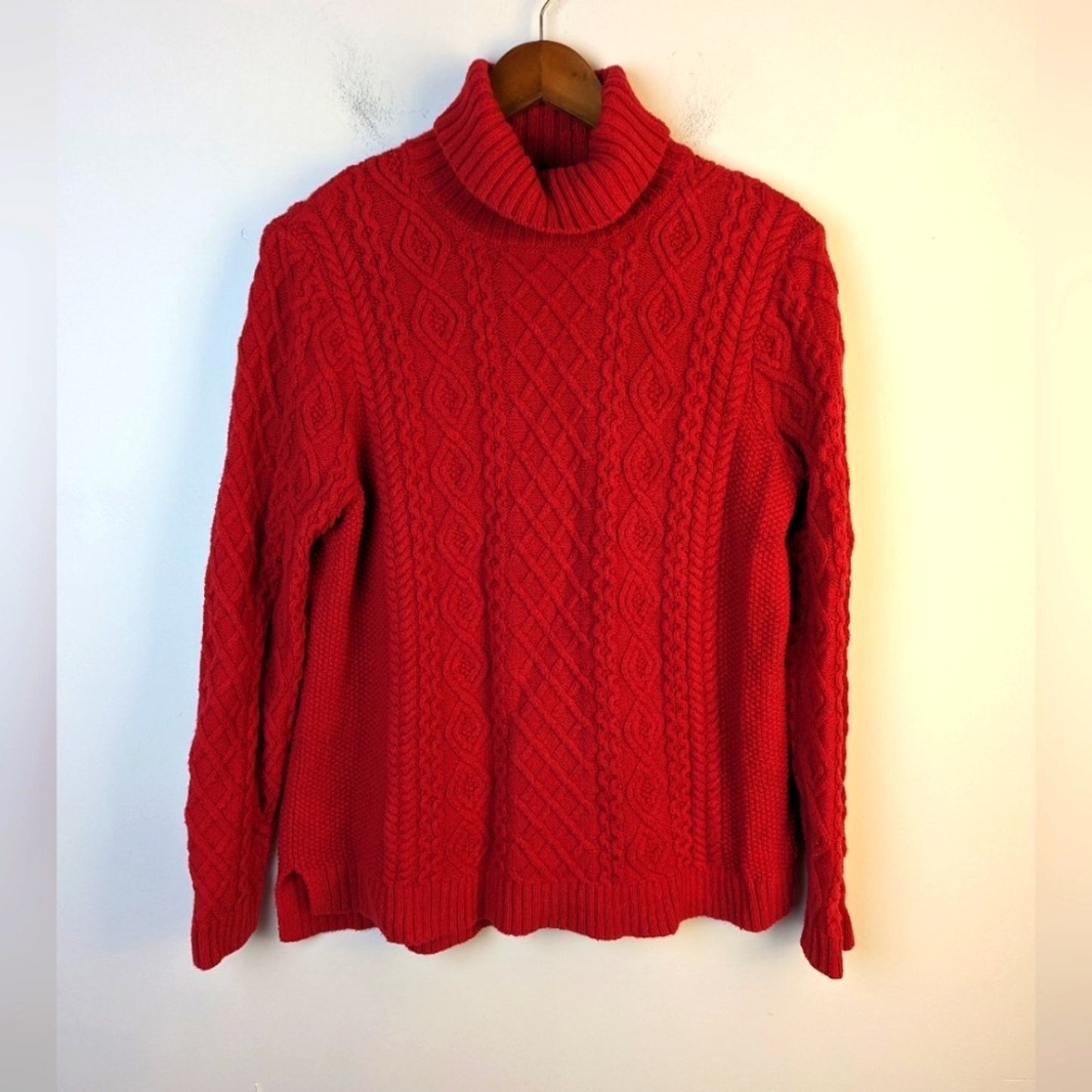 Lands End Cable Knit Turtleneck Sweater / Large