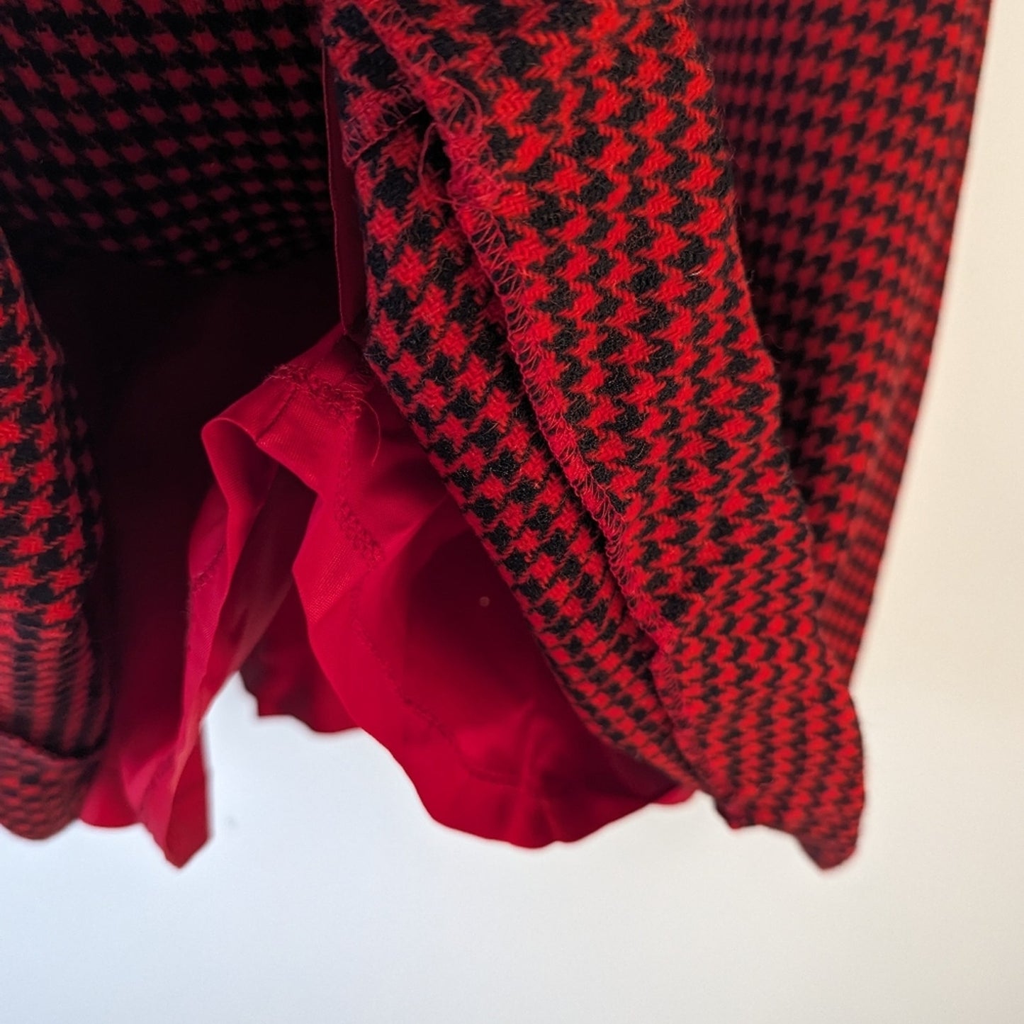 Vintage Jaeger Houndstooth Wool Skirt / 10