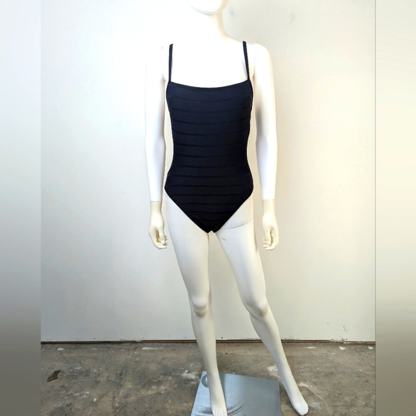 La Blanca Black Swimsuit - 8