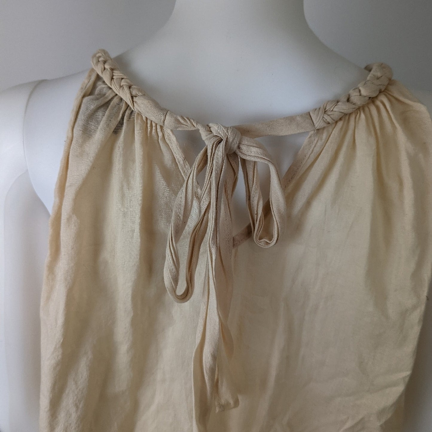 Cream Colored Sleeveless Tank Top Large