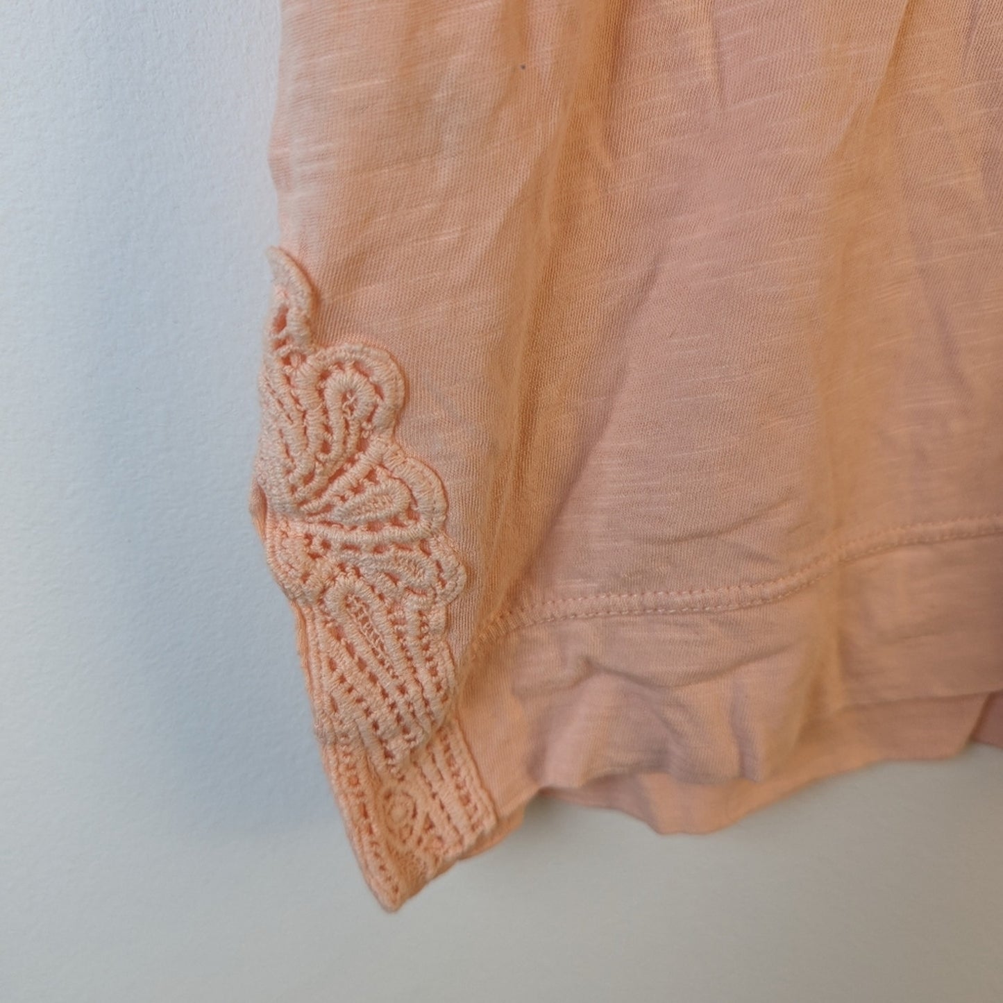 Loft Peach Top / Medium