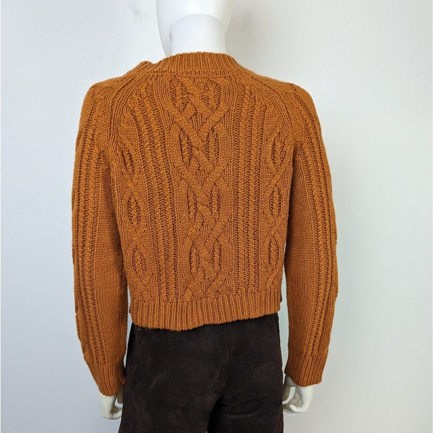 Harper Heritage Cropped Arab Knit Sweater M