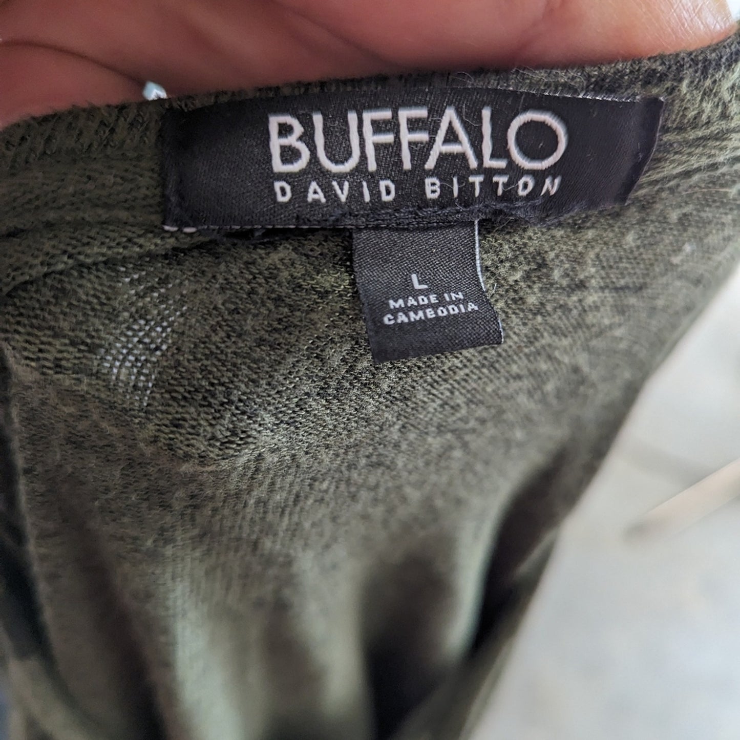 Buffalo David Button Stars Sweatshirt / Large