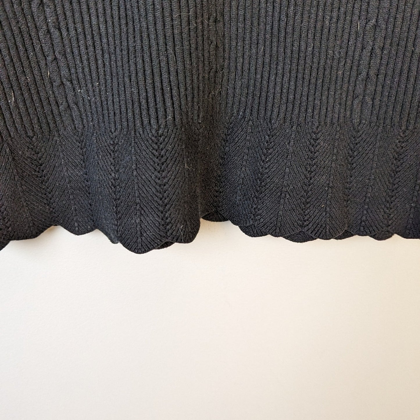 Black Ribbed Turtleneck / Medium