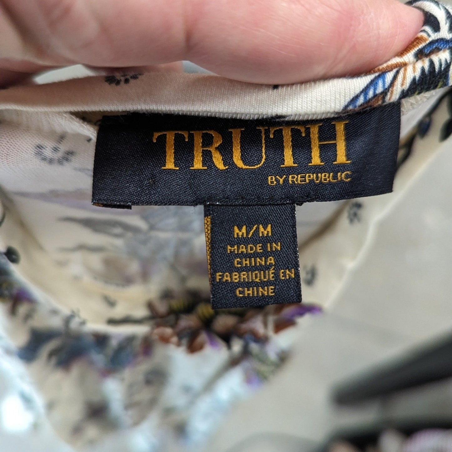 Truth by Republic Floral Top / Medium