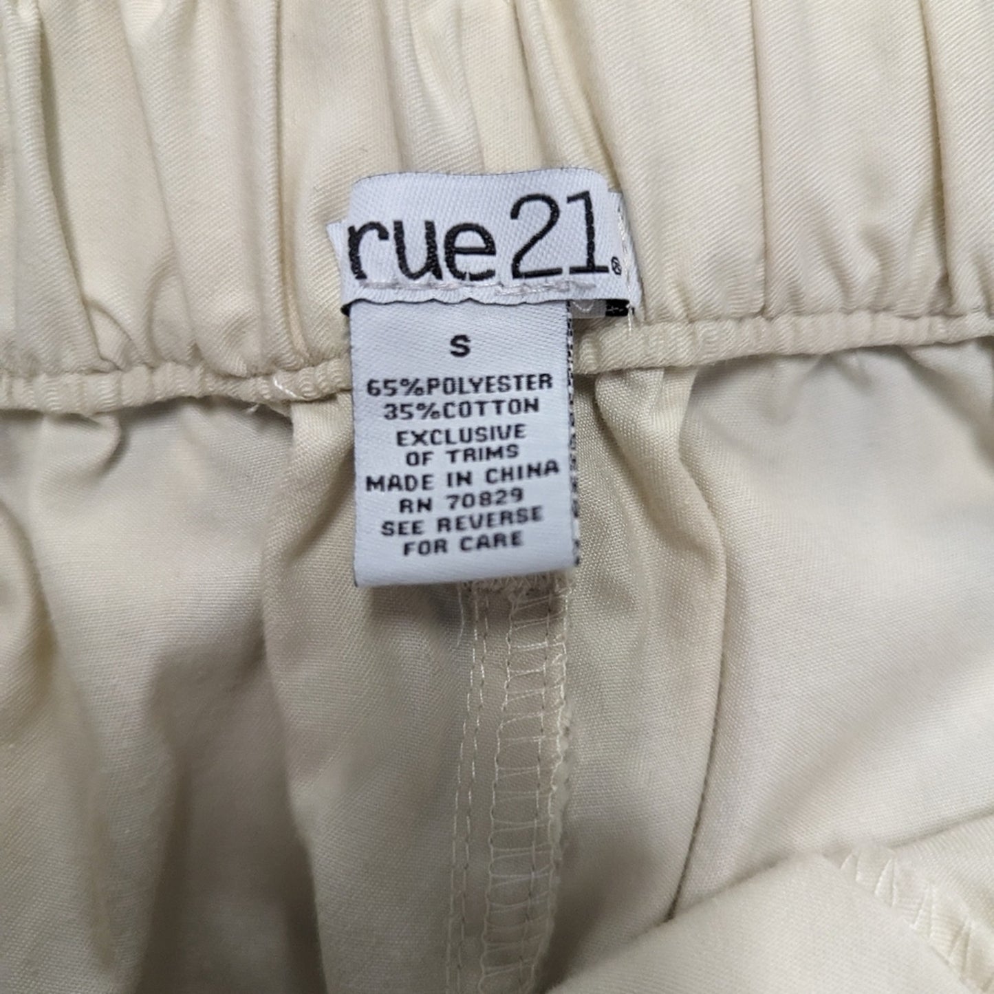 Rue 21 Wide Leg Cargo Pants / Small