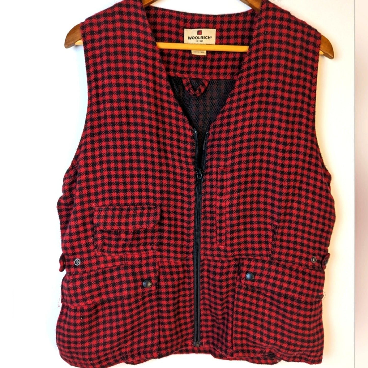 Vintage Woolrich Women's Ruby Plaid Houndstooth Hunting Fishing Vest