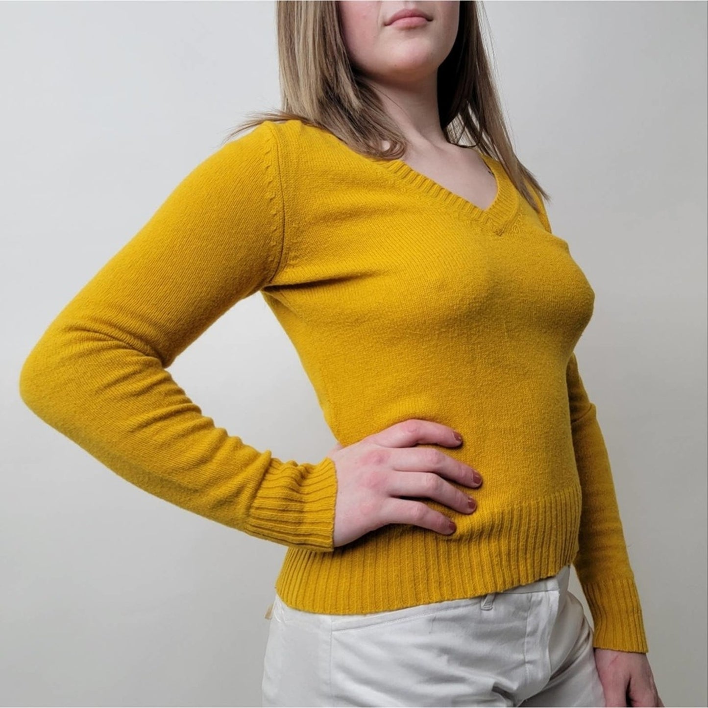 Old Navy Yellow V-Neck Long-Sleeved Sweater - S