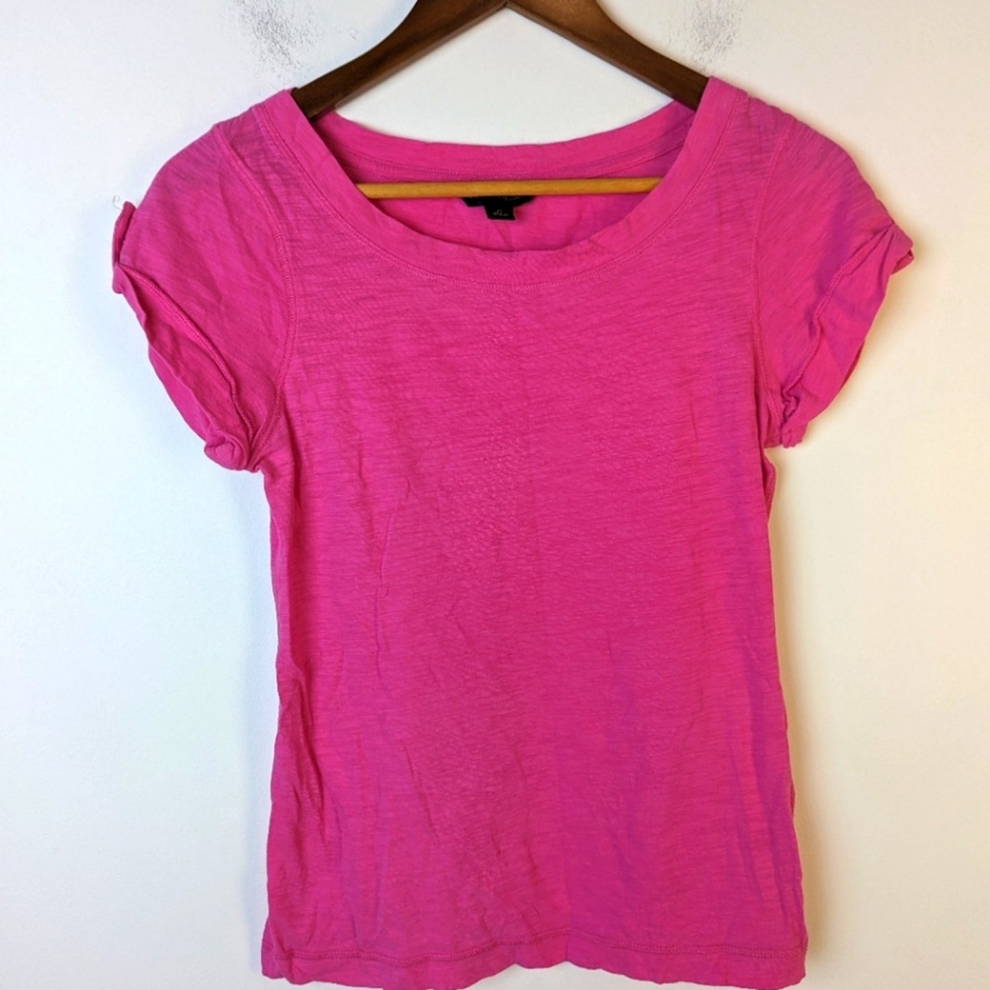 Banana Republic Hot Pink Tee Shirt / XS