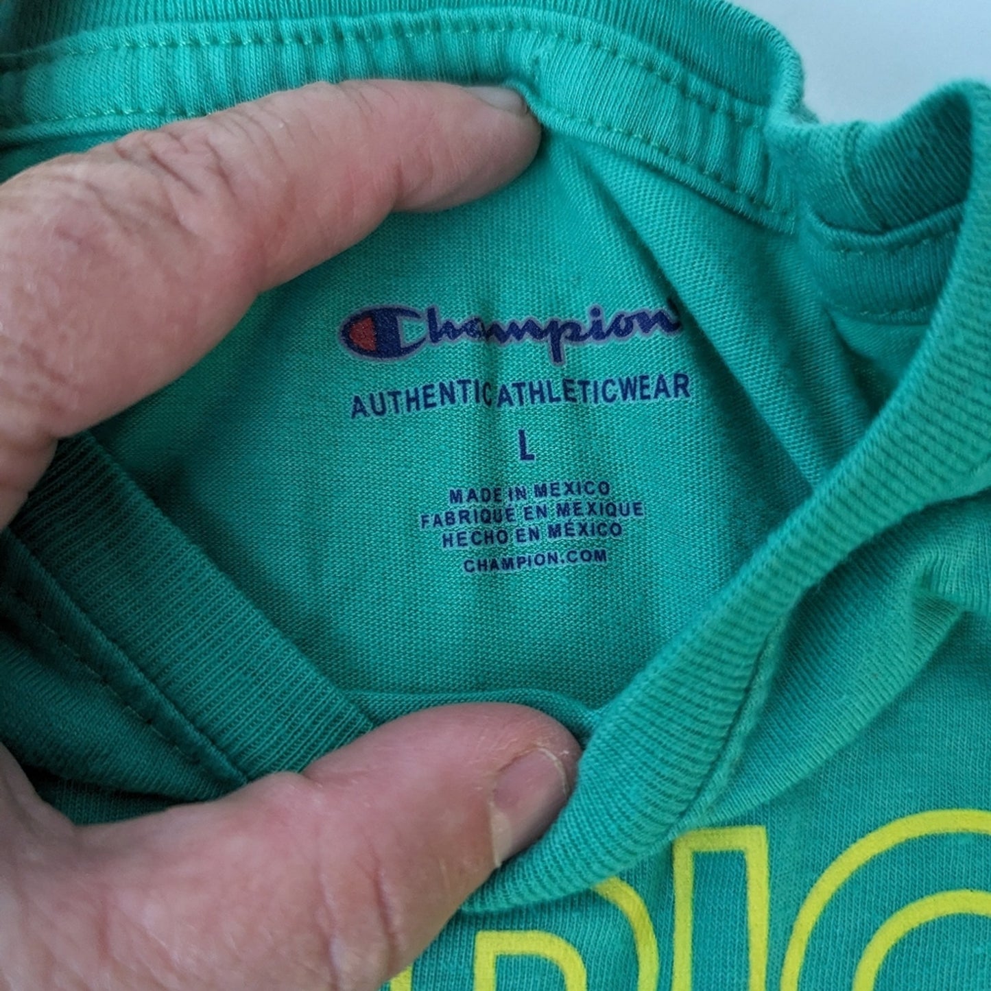 Champion Logo Tee Shirt / Large