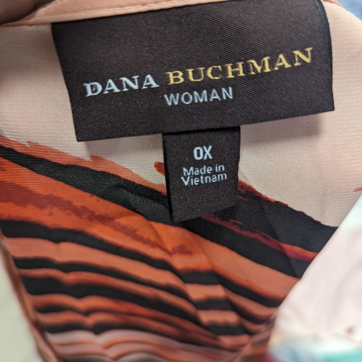 Dana Buchman Top