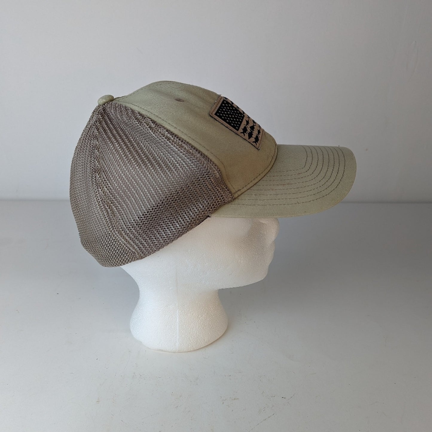 Columbia PFG Fish Flag Mesh Ball Cap