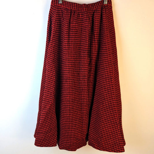 Vintage Jaeger Houndstooth Wool Skirt / 10