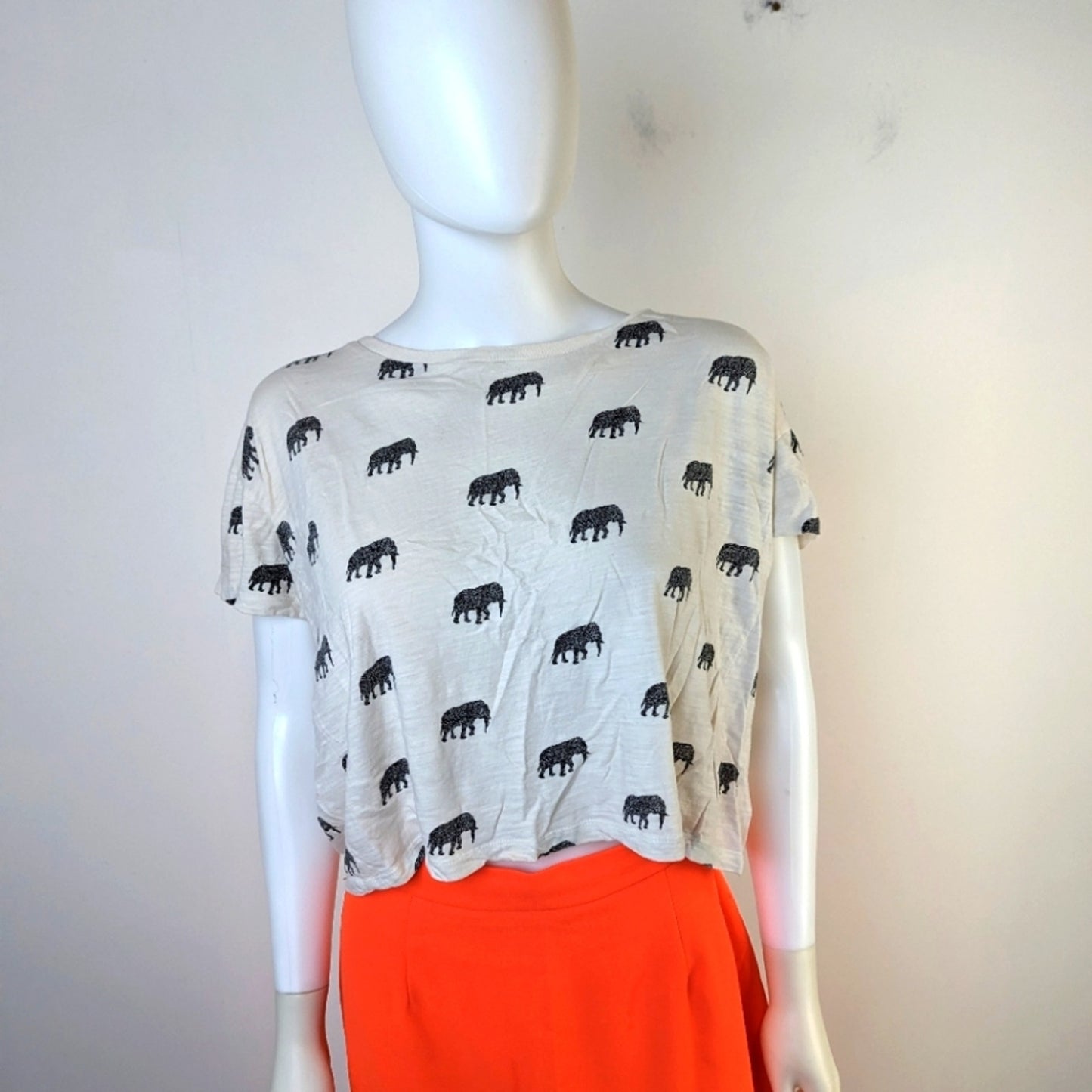 Forever 21 Cropped Elephant Shirt - Medium