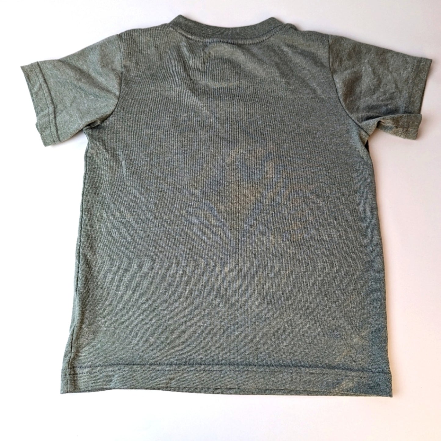 Nike Kids Tee Shirt/ 5-6 yrs.