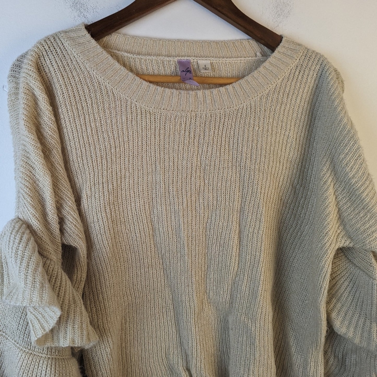 Alya Beige Flounce Sleeve Sweater / Small