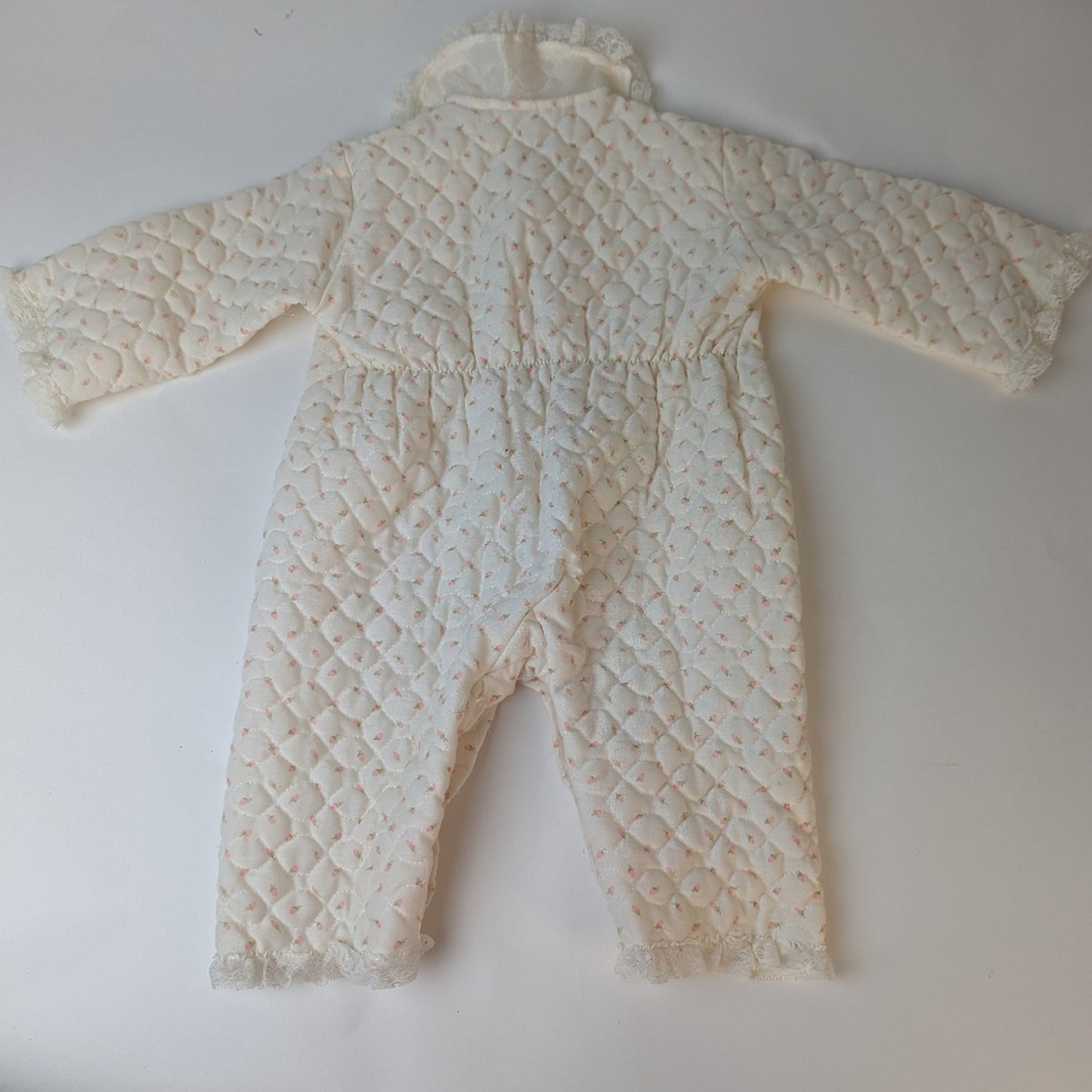 Zona Lee Vintage Quilted Rose Embroidered Outfit / 0-3 mths