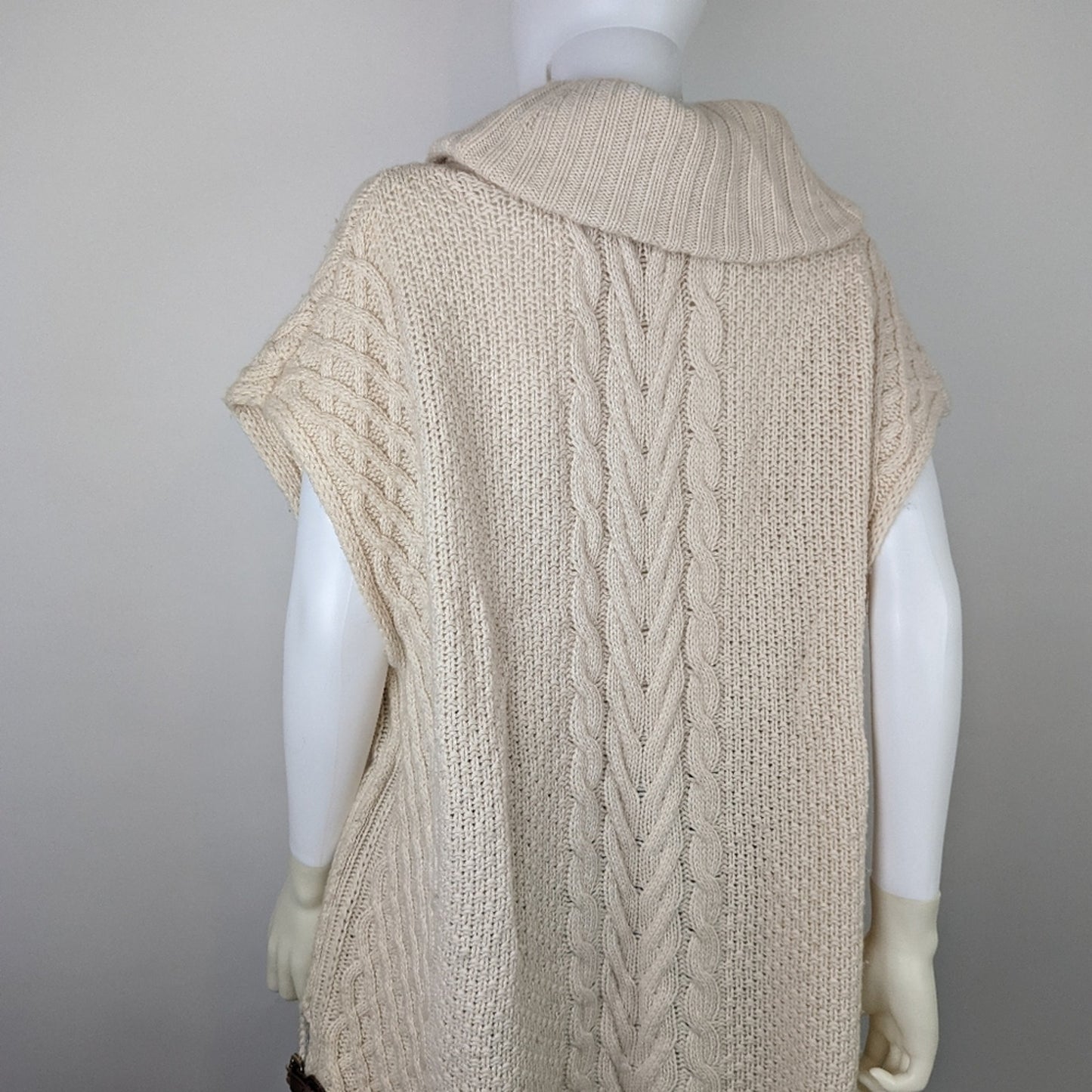 Joan Vass Knit Cream Sleeveless Cashmere Sweater M