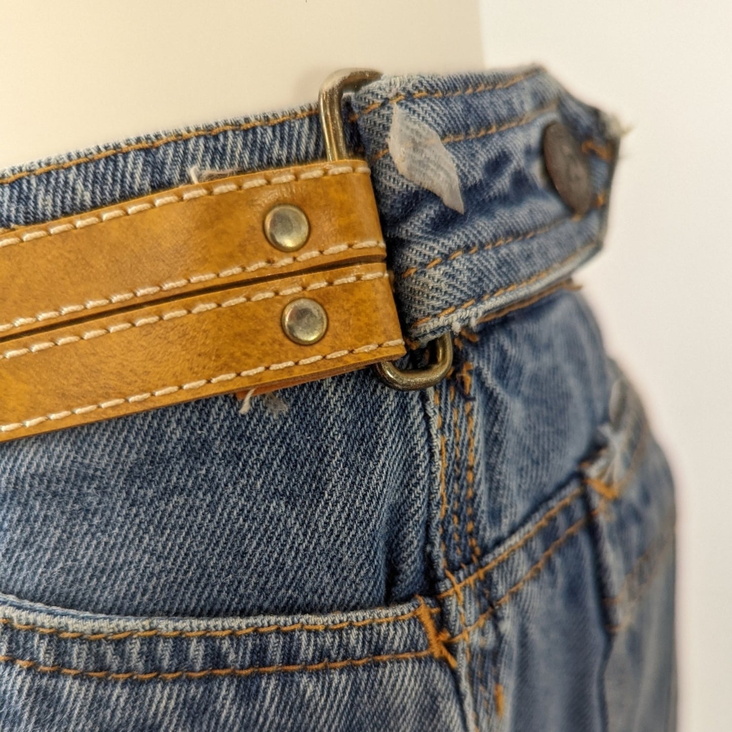 N'EST CE PAS? Vintage 70 Flared Jeans 28